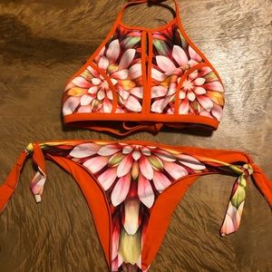 Robin Piccone Arianna Reversible Swimsuit Bikini Set